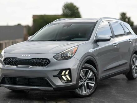 Киа Niro 2022 в Харькове на Automoto.ua Серый Киа Niro, объемом двигателя 0 л и пробегом 36 тыс. км за 14000 $, фото 1 на Automoto.ua