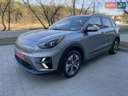 Киа Niro 2022 в Львове на Automoto.ua Серый Киа Niro, объемом двигателя 0 л и пробегом 103 тыс. км за 16900 $, фото 1 на Automoto.ua