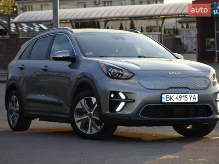 Кіа Niro 2022 у Рівному на Automoto.ua Сірий Кіа Niro, об'ємом двигуна 0 л та пробігом 98 тис. км за 19500 $, фото 1 на Automoto.ua