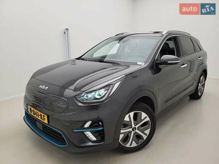 Серый Киа Niro, объемом двигателя 0 л и пробегом 100 тыс. км за 21000 $, фото 1 на Automoto.ua