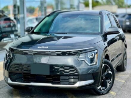 Кіа Niro 2023 у Дніпро (Дніпропетровську) на Automoto.ua Сірий Кіа Niro, об'ємом двигуна 0 л та пробігом 28 тис. км за 16400 $, фото 1 на Automoto.ua