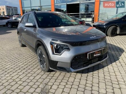 Серый Киа Niro, объемом двигателя 0 л и пробегом 99 тыс. км за 22900 $, фото 1 на Automoto.ua