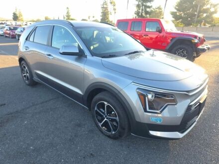 Киа Niro 2025 в Запорожье на Automoto.ua Серый Киа Niro, объемом двигателя 0 л и пробегом 10 тыс. км за 25000 $, фото 1 на Automoto.ua