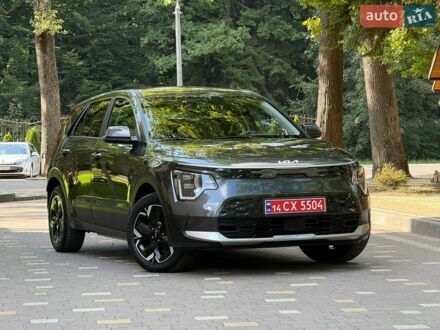 Сірий Кіа Niro, об'ємом двигуна 0 л та пробігом 15 тис. км за 23850 $, фото 1 на Automoto.ua