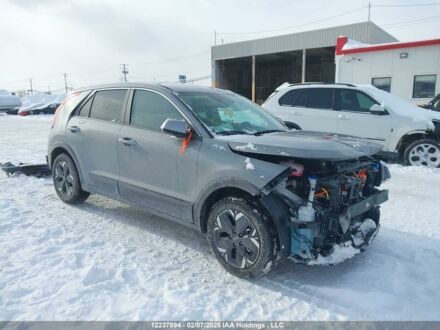 Киа Niro 2025 в Львове на Automoto.ua Серый Киа Niro, объемом двигателя 0 л и пробегом 2 тыс. км за 13800 $, фото 1 на Automoto.ua