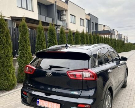 Синий Киа Niro, объемом двигателя 0 л и пробегом 65 тыс. км за 17999 $, фото 2 на Automoto.ua