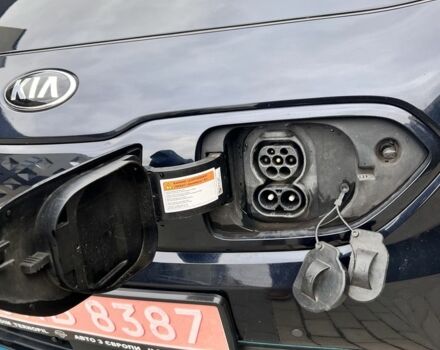 Синій Кіа Niro, об'ємом двигуна 0 л та пробігом 65 тис. км за 17600 $, фото 8 на Automoto.ua