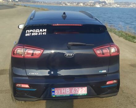 Синий Киа Niro, объемом двигателя 0 л и пробегом 121 тыс. км за 18355 $, фото 3 на Automoto.ua