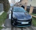 Синий Киа Niro, объемом двигателя 0 л и пробегом 140 тыс. км за 19200 $, фото 2 на Automoto.ua