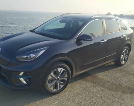 Синий Киа Niro, объемом двигателя 0 л и пробегом 121 тыс. км за 18355 $, фото 1 на Automoto.ua