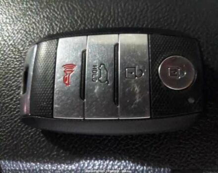 Синій Кіа Niro, об'ємом двигуна 0 л та пробігом 65 тис. км за 4000 $, фото 10 на Automoto.ua