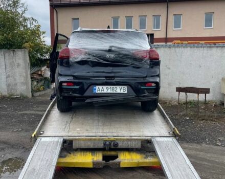 Синій Кіа Niro, об'ємом двигуна 0 л та пробігом 65 тис. км за 8000 $, фото 2 на Automoto.ua