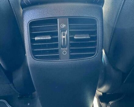Синій Кіа Niro, об'ємом двигуна 0 л та пробігом 83 тис. км за 18850 $, фото 10 на Automoto.ua