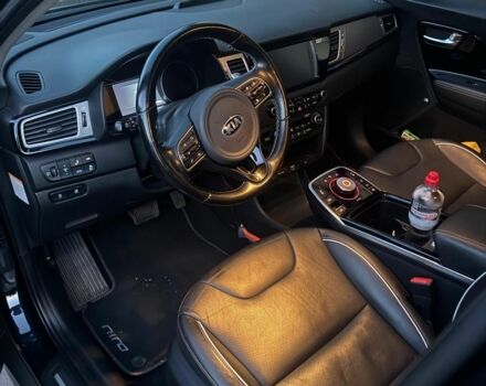 Киа Niro 2019 в Сторожинце на Automoto.ua Синий Киа Niro, объемом двигателя 0 л и пробегом 128 тыс. км за 20000 $, фото 4 на Automoto.ua