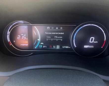 Киа Niro 2019 в Сторожинце на Automoto.ua Синий Киа Niro, объемом двигателя 0 л и пробегом 128 тыс. км за 20000 $, фото 5 на Automoto.ua