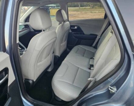 Синій Кіа Niro, об'ємом двигуна 1.6 л та пробігом 33 тис. км за 8700 $, фото 10 на Automoto.ua