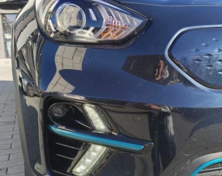 Синій Кіа Niro, об'ємом двигуна 0 л та пробігом 100 тис. км за 19300 $, фото 18 на Automoto.ua