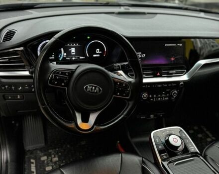 Синий Киа Niro, объемом двигателя 0 л и пробегом 93 тыс. км за 19999 $, фото 6 на Automoto.ua
