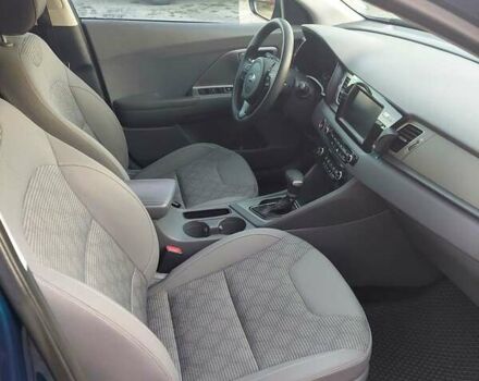 Синий Киа Niro, объемом двигателя 1.58 л и пробегом 160 тыс. км за 14200 $, фото 16 на Automoto.ua