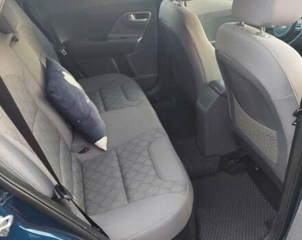 Синий Киа Niro, объемом двигателя 1.58 л и пробегом 160 тыс. км за 14200 $, фото 15 на Automoto.ua