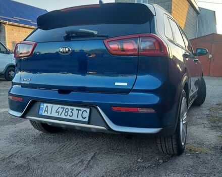 Синий Киа Niro, объемом двигателя 1.58 л и пробегом 160 тыс. км за 14200 $, фото 3 на Automoto.ua