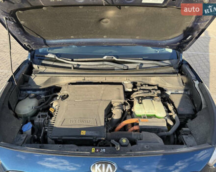 Синий Киа Niro, объемом двигателя 1.59 л и пробегом 114 тыс. км за 19000 $, фото 44 на Automoto.ua