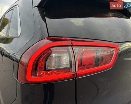 Синий Киа Niro, объемом двигателя 1.58 л и пробегом 119 тыс. км за 18300 $, фото 11 на Automoto.ua