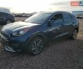 Синий Киа Niro, объемом двигателя 1.58 л и пробегом 122 тыс. км за 2400 $, фото 1 на Automoto.ua
