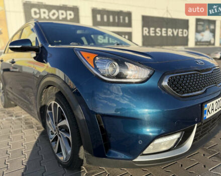 Синий Киа Niro, объемом двигателя 1.59 л и пробегом 114 тыс. км за 19000 $, фото 1 на Automoto.ua