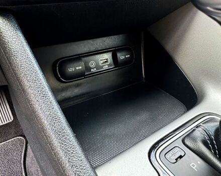 Синий Киа Niro, объемом двигателя 1.6 л и пробегом 0 тыс. км за 15499 $, фото 12 на Automoto.ua