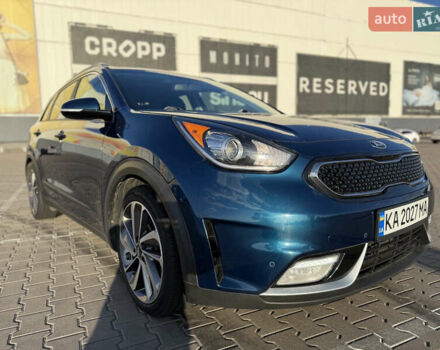 Синий Киа Niro, объемом двигателя 1.59 л и пробегом 114 тыс. км за 19000 $, фото 3 на Automoto.ua