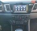 Синий Киа Niro, объемом двигателя 1.58 л и пробегом 187 тыс. км за 16650 $, фото 23 на Automoto.ua