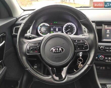 Синий Киа Niro, объемом двигателя 1.58 л и пробегом 219 тыс. км за 16200 $, фото 22 на Automoto.ua