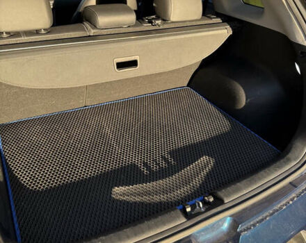 Синий Киа Niro, объемом двигателя 1.59 л и пробегом 114 тыс. км за 19000 $, фото 41 на Automoto.ua