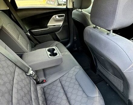 Синий Киа Niro, объемом двигателя 1.6 л и пробегом 0 тыс. км за 15499 $, фото 8 на Automoto.ua