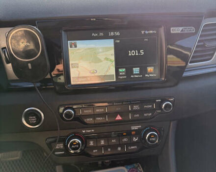 Синий Киа Niro, объемом двигателя 1.59 л и пробегом 114 тыс. км за 19000 $, фото 30 на Automoto.ua