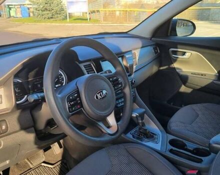 Синій Кіа Niro, об'ємом двигуна 1.58 л та пробігом 146 тис. км за 14700 $, фото 5 на Automoto.ua