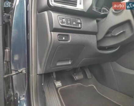 Синий Киа Niro, объемом двигателя 1.58 л и пробегом 219 тыс. км за 16200 $, фото 31 на Automoto.ua