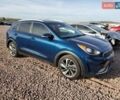Синий Киа Niro, объемом двигателя 1.58 л и пробегом 122 тыс. км за 2400 $, фото 1 на Automoto.ua