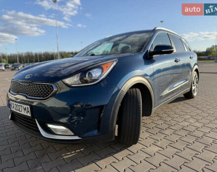 Синий Киа Niro, объемом двигателя 1.59 л и пробегом 114 тыс. км за 19000 $, фото 5 на Automoto.ua