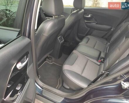 Синий Киа Niro, объемом двигателя 1.58 л и пробегом 219 тыс. км за 16200 $, фото 40 на Automoto.ua