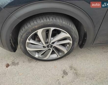 Синий Киа Niro, объемом двигателя 1.58 л и пробегом 219 тыс. км за 16200 $, фото 12 на Automoto.ua
