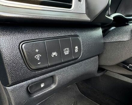 Синий Киа Niro, объемом двигателя 1.6 л и пробегом 0 тыс. км за 15499 $, фото 11 на Automoto.ua