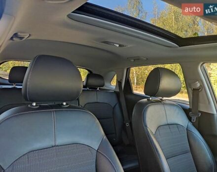 Синий Киа Niro, объемом двигателя 1.58 л и пробегом 187 тыс. км за 16650 $, фото 19 на Automoto.ua