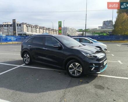 Синий Киа Niro, объемом двигателя 0 л и пробегом 128 тыс. км за 19300 $, фото 4 на Automoto.ua