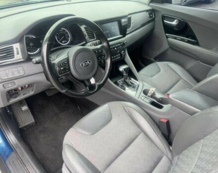 Синий Киа Niro, объемом двигателя 1.6 л и пробегом 41 тыс. км за 10300 $, фото 6 на Automoto.ua