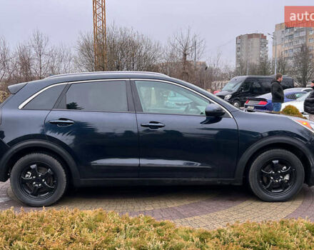 Синій Кіа Niro, об'ємом двигуна 1.58 л та пробігом 110 тис. км за 18300 $, фото 7 на Automoto.ua