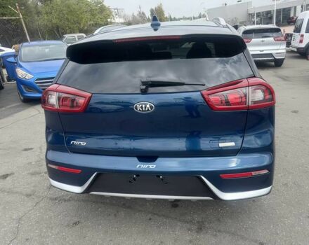 Синий Киа Niro, объемом двигателя 1.6 л и пробегом 36 тыс. км за 12100 $, фото 4 на Automoto.ua