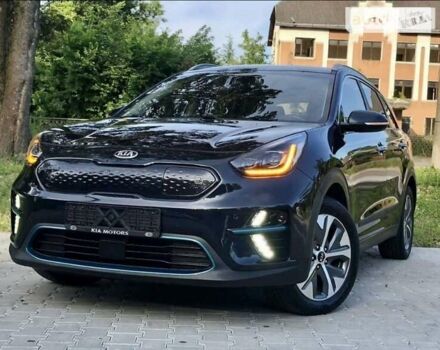 Синій Кіа Niro, об'ємом двигуна 0 л та пробігом 106 тис. км за 27400 $, фото 7 на Automoto.ua