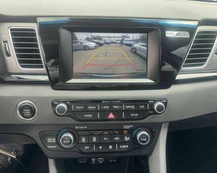 Синий Киа Niro, объемом двигателя 1.6 л и пробегом 36 тыс. км за 12100 $, фото 7 на Automoto.ua